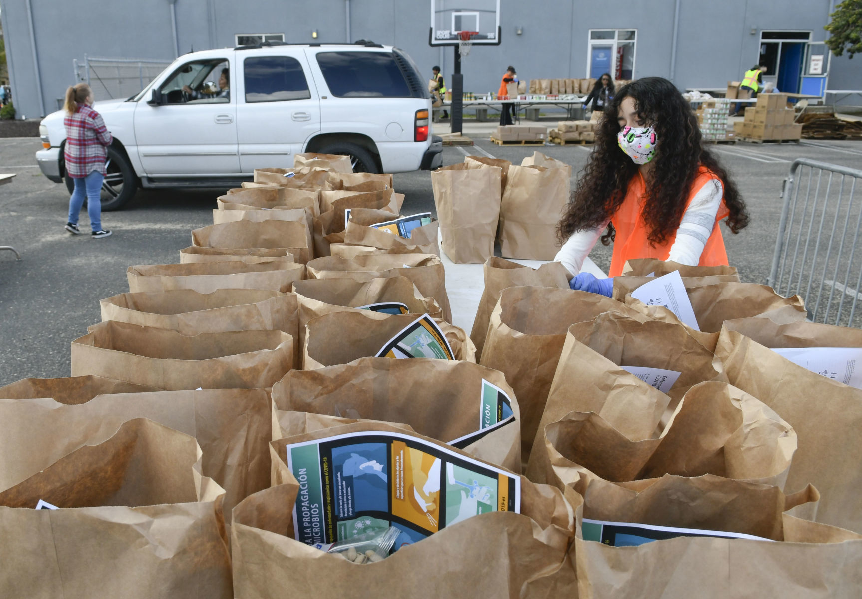 032520 Coronavirus Foodbank SM 06.jpg